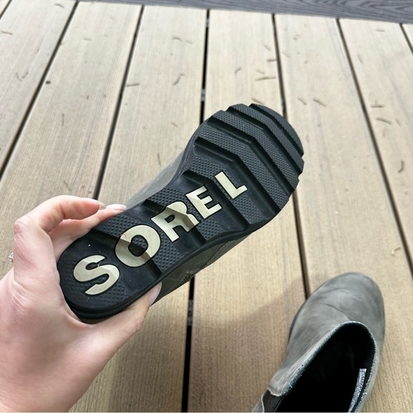 Sorel Joan of Arctic II Zip Wedge Booties Gray Leather Upper Size 10 Women’s - Picture 11 of 12